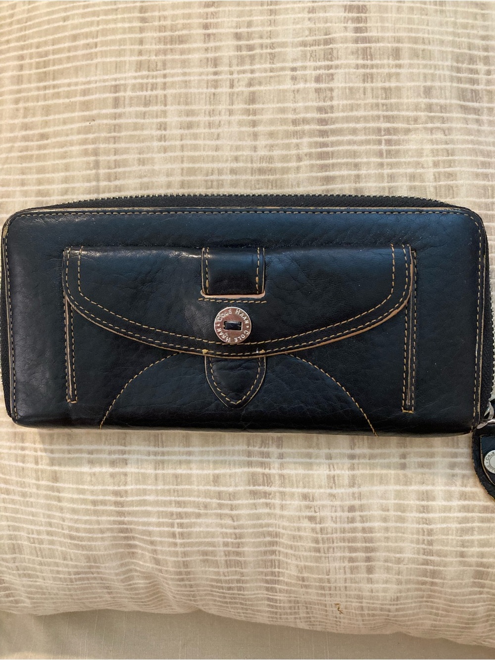 Cole Haan Black Leather Zip Wallet with Tan Contrast Stitching